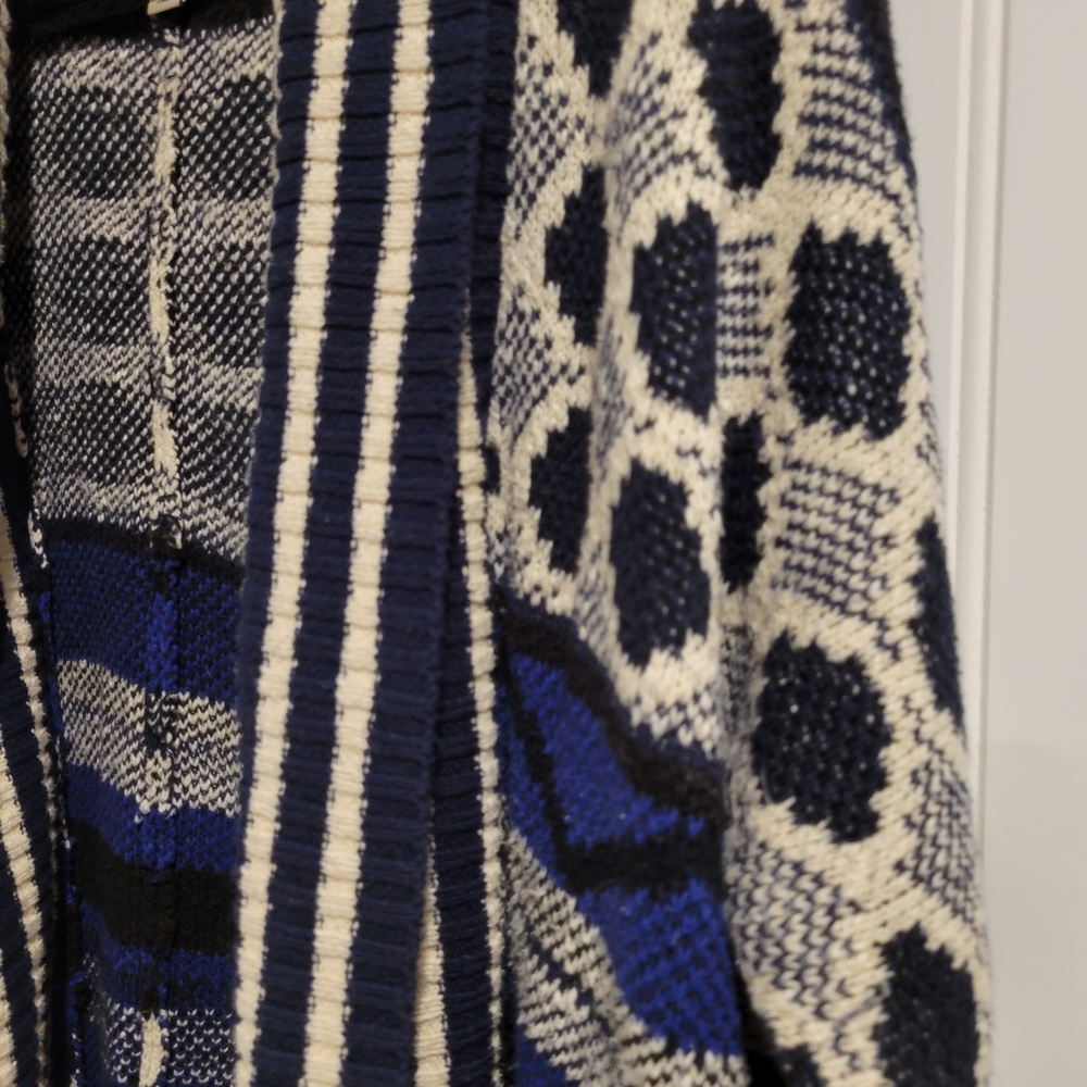 Lucky Brand Blue Cream Tribal Open Sweater Size Medium - Picture 3 of 12